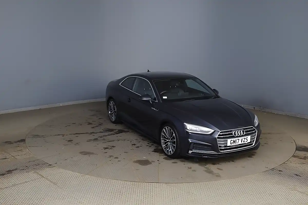 Used 2017 Audi A5 S Line Blue - Front View
