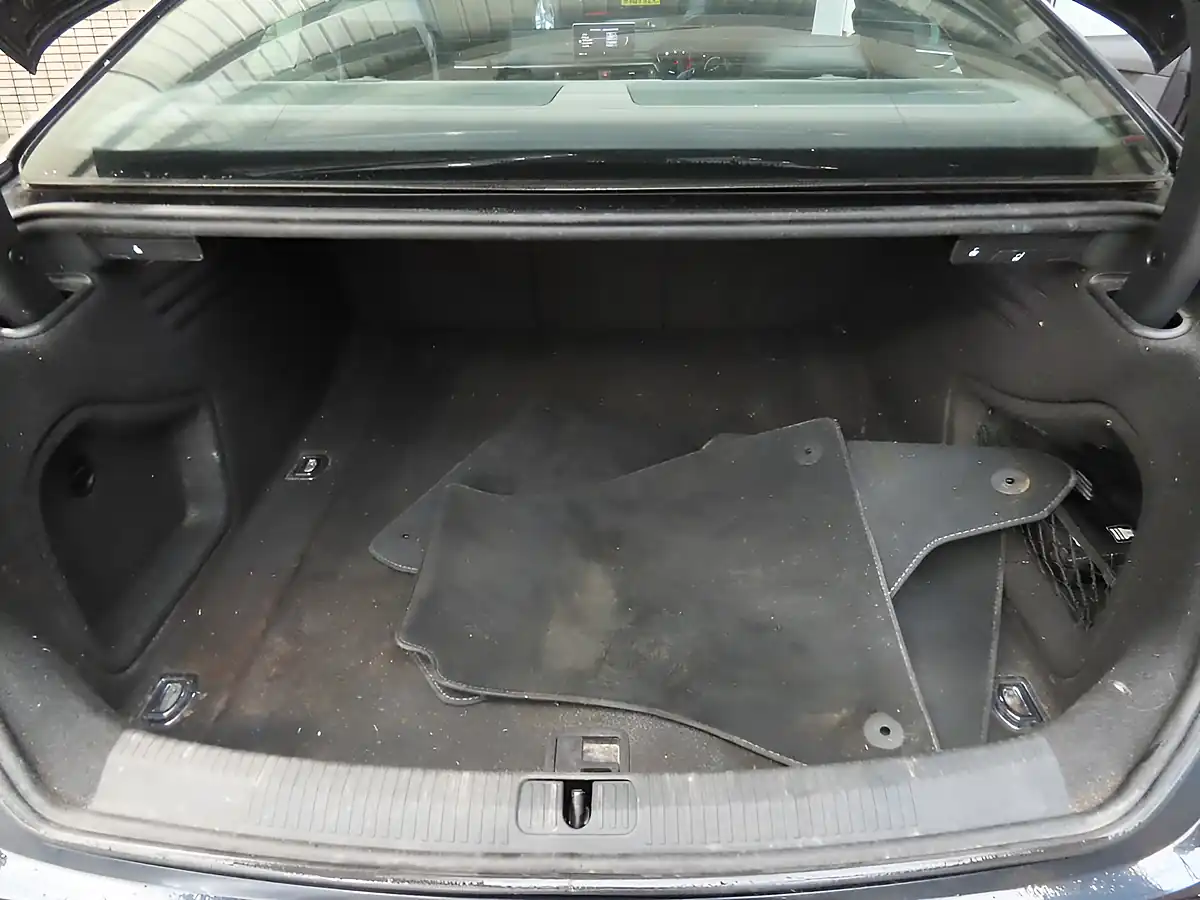 Used 2017 Audi A5 S Line Blue - Interior and Exterior details 9
