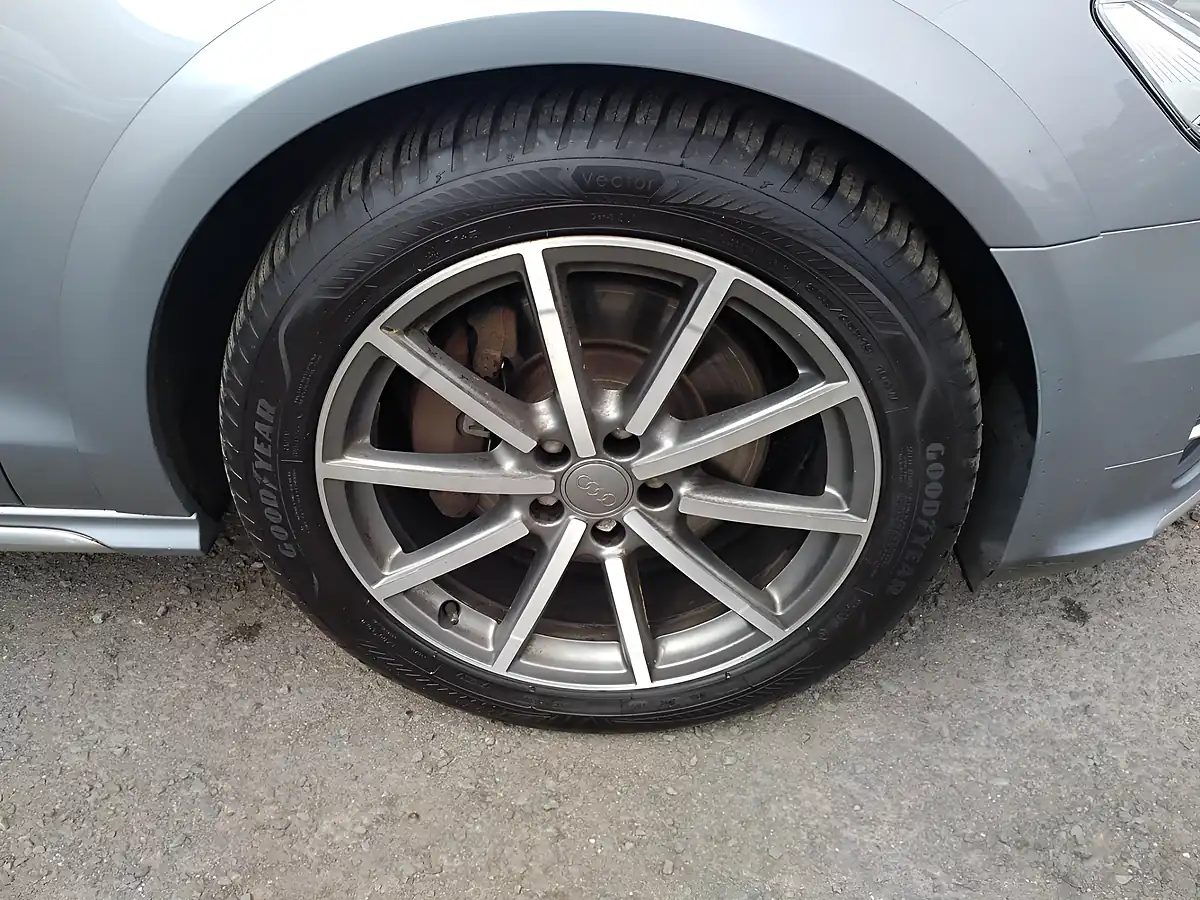Used 2017 Audi A6 Allroad Sport Grey - Interior and Exterior details 10