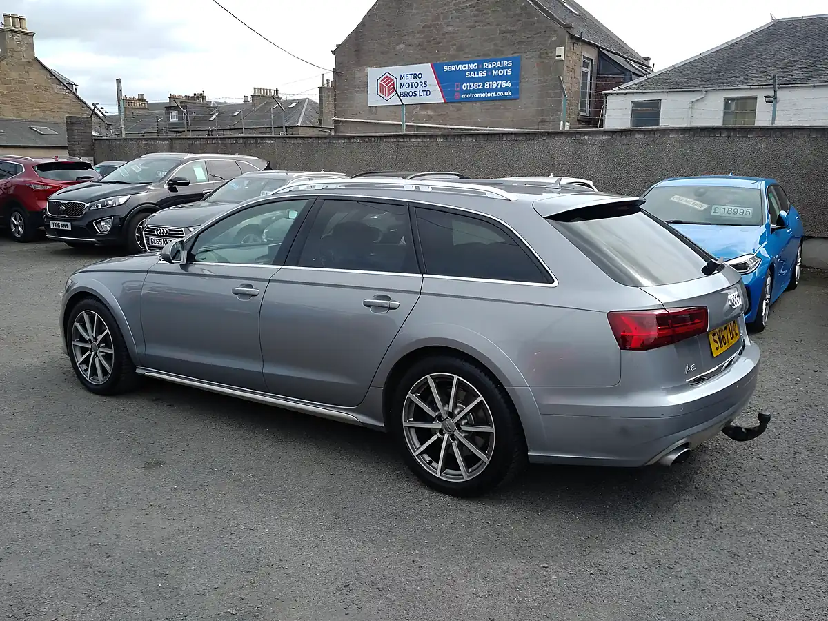 Used 2017 Audi A6 Allroad Sport Grey - Interior and Exterior details 4