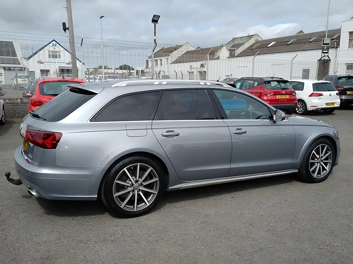 Used 2017 Audi A6 Allroad Sport Grey - Interior and Exterior details 7