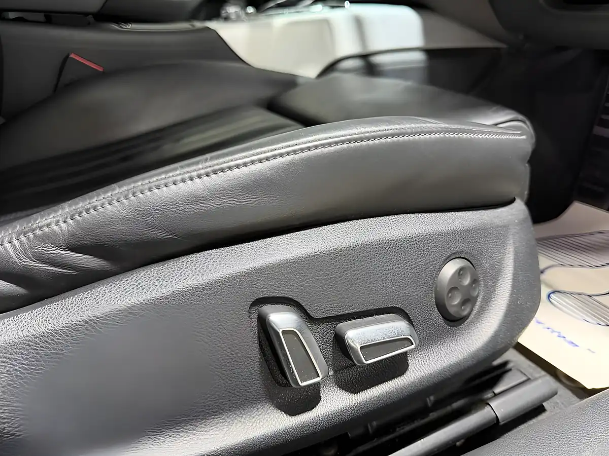 Used 2017 Audi A6 Avant S Line Black - Interior and Exterior details 16
