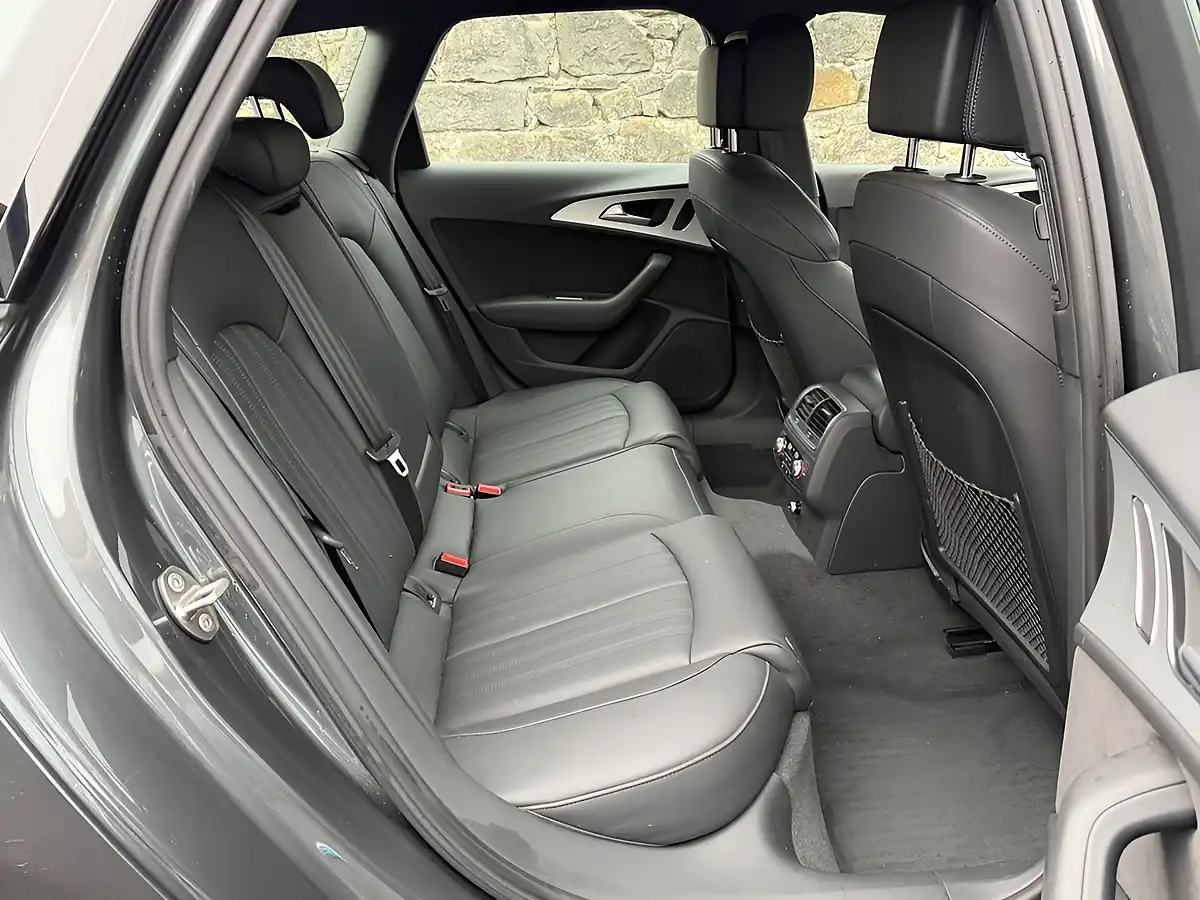 Used 2017 Audi A6 Avant S Line Grey - Interior and Exterior details 6