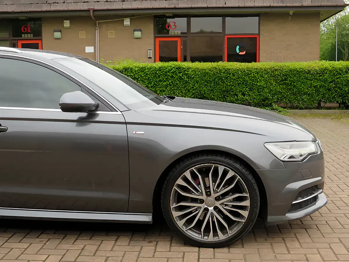 Used 2017 Audi A6 Avant S Line Ultra Daytona Grey Metallic - Interior and Exterior details 9