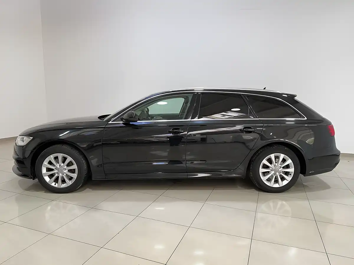 Used 2017 Audi A6 Avant Se Executive Black - Interior and Exterior details 10