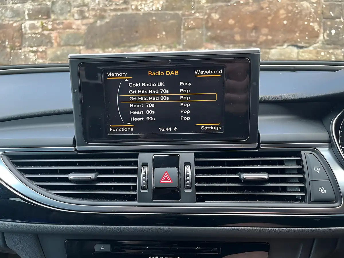 Used 2017 Audi A6 Saloon Black Edition Silver - Interior and Exterior details 19
