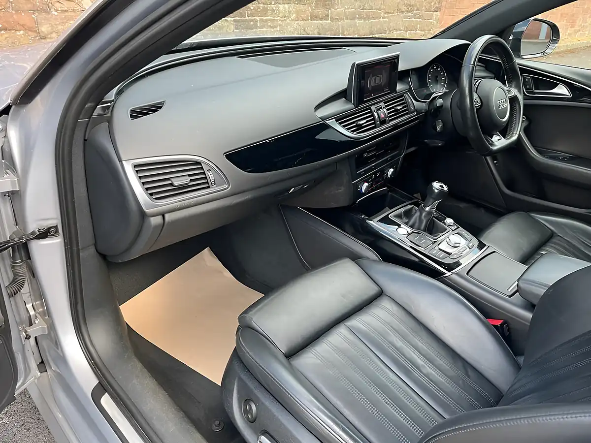 Used 2017 Audi A6 Saloon Black Edition Silver - Interior and Exterior details 9