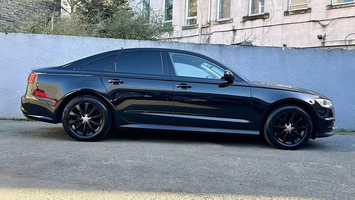 Used 2017 Audi A6 Se Executive Black - Interior and Exterior details 6