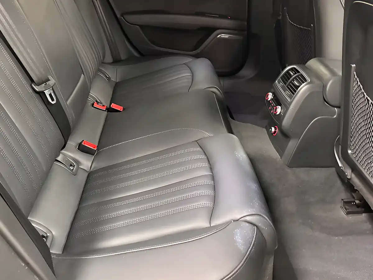 Used 2017 Audi A7 Black Edition Blue - Interior and Exterior details 12
