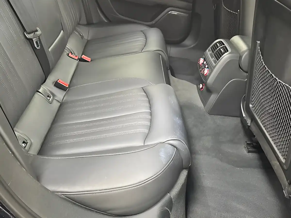 Used 2017 Audi A7 Black Edition Blue - Interior and Exterior details 13