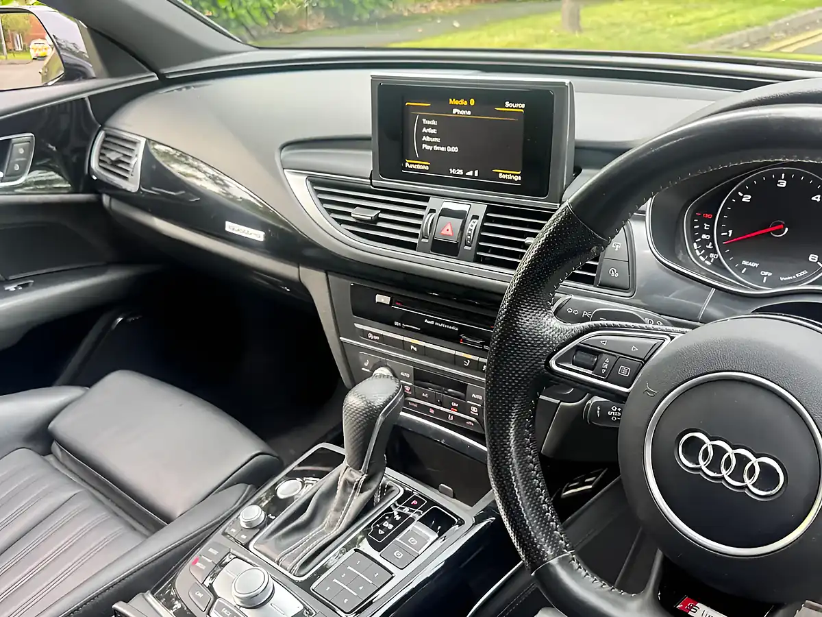 Used 2017 Audi A7 Black Edition Blue - Interior and Exterior details 9