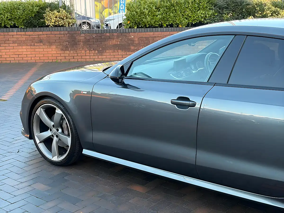 Used 2017 Audi A7 Black Edition Grey - Interior and Exterior details 12