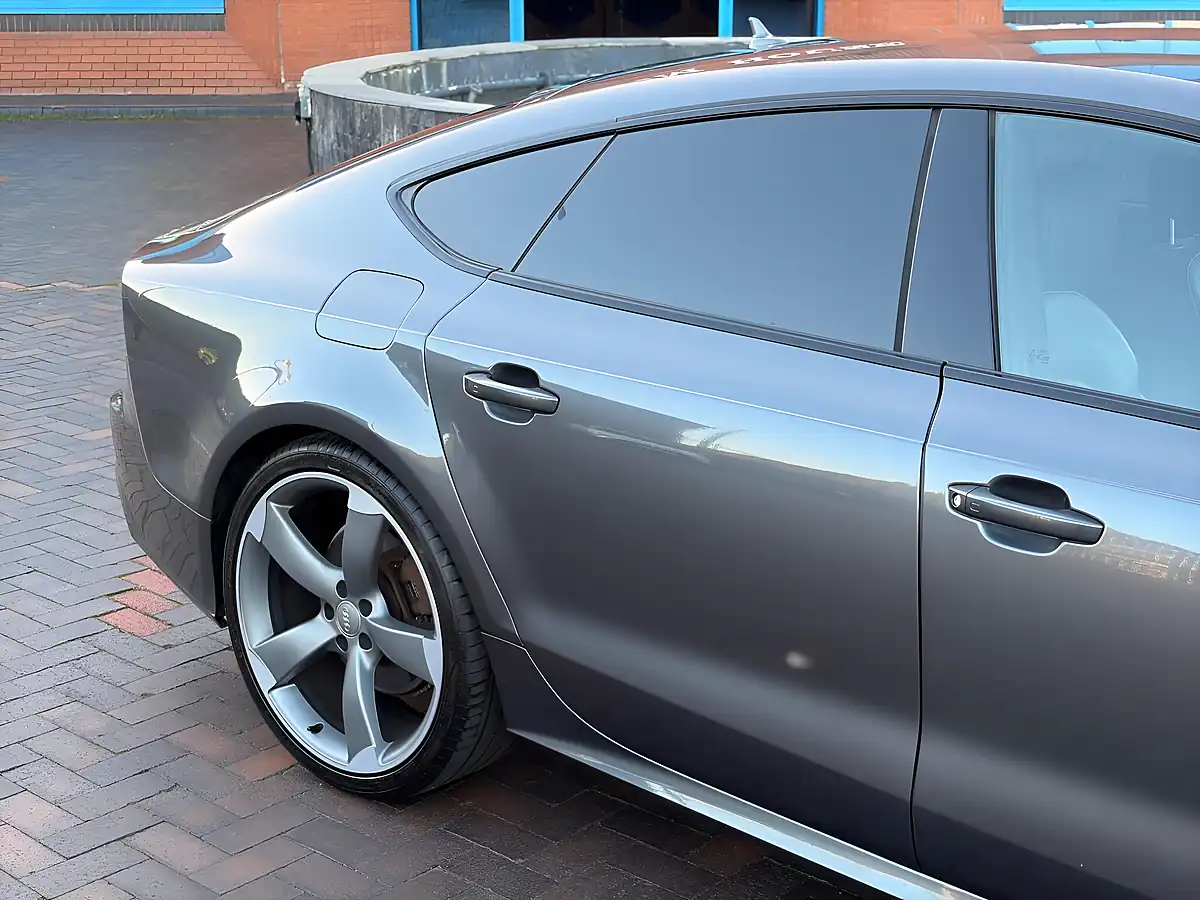 Used 2017 Audi A7 Black Edition Grey - Interior and Exterior details 14