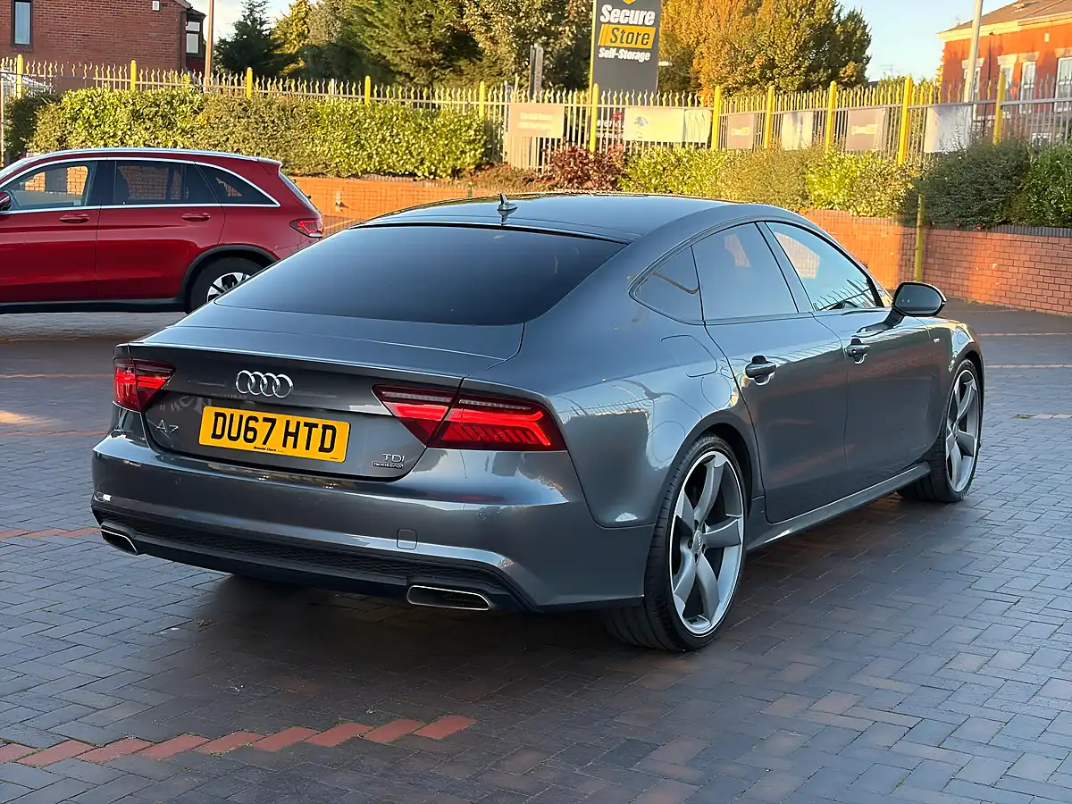 Used 2017 Audi A7 Black Edition Grey - Interior and Exterior details 7