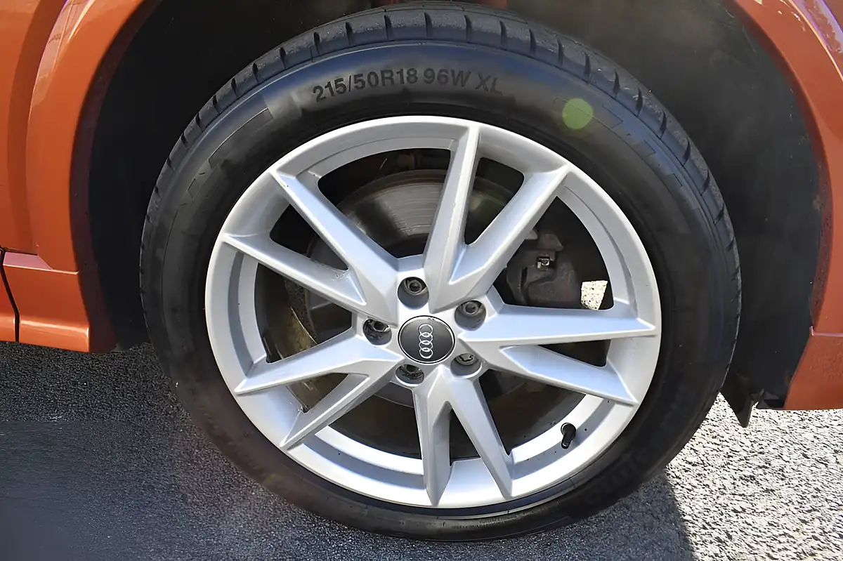 Used 2017 Audi Q2 S Line Coral Orange - Interior and Exterior details 4