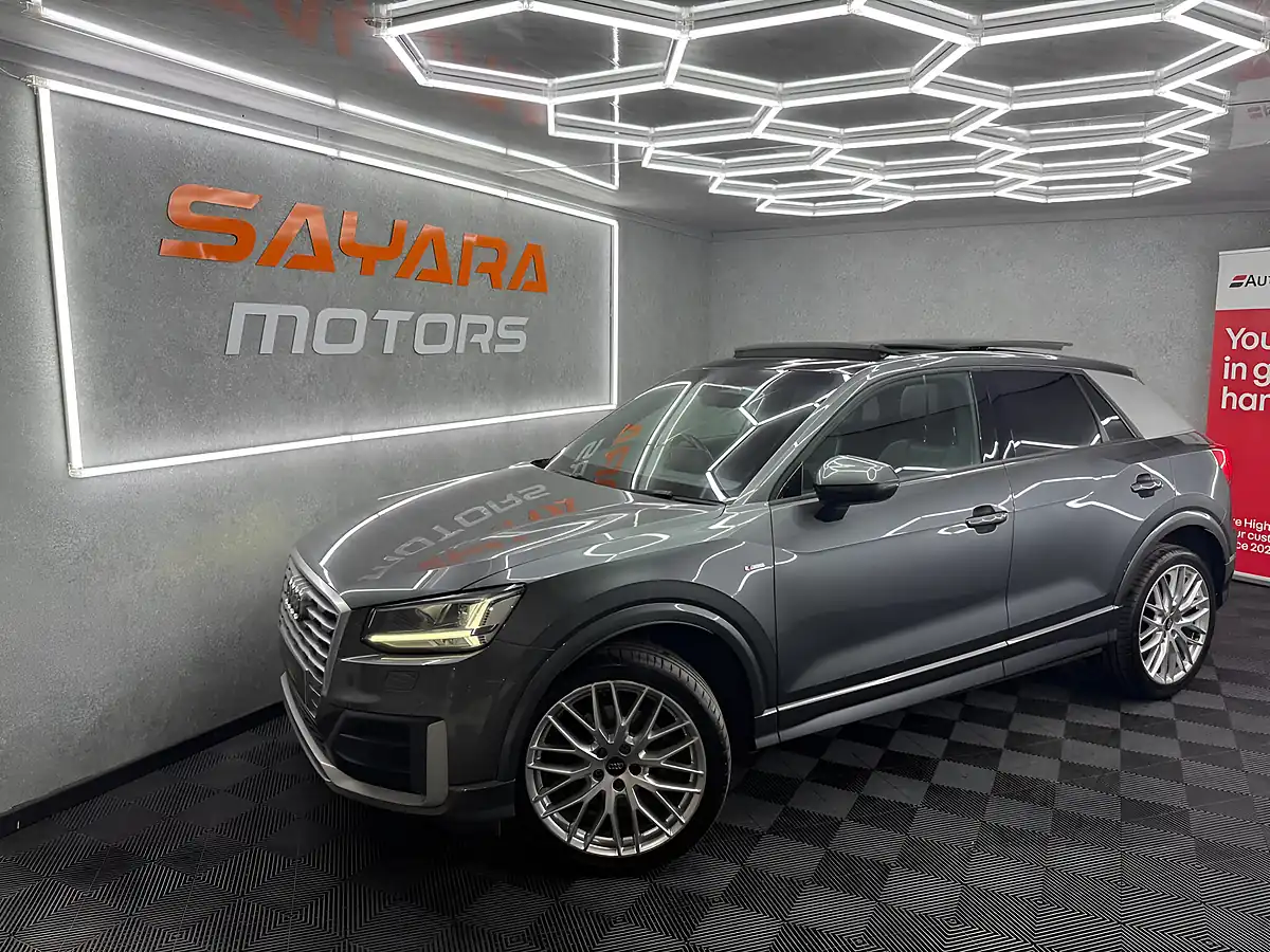 Used 2017 Audi Q2 S Line Grey - Front View