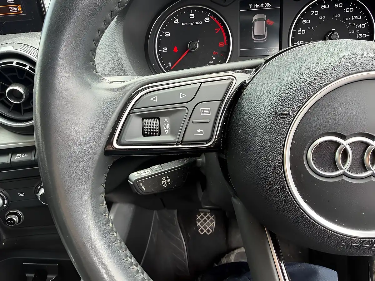 Used 2017 Audi Q2 Se Grey - Interior and Exterior details 10