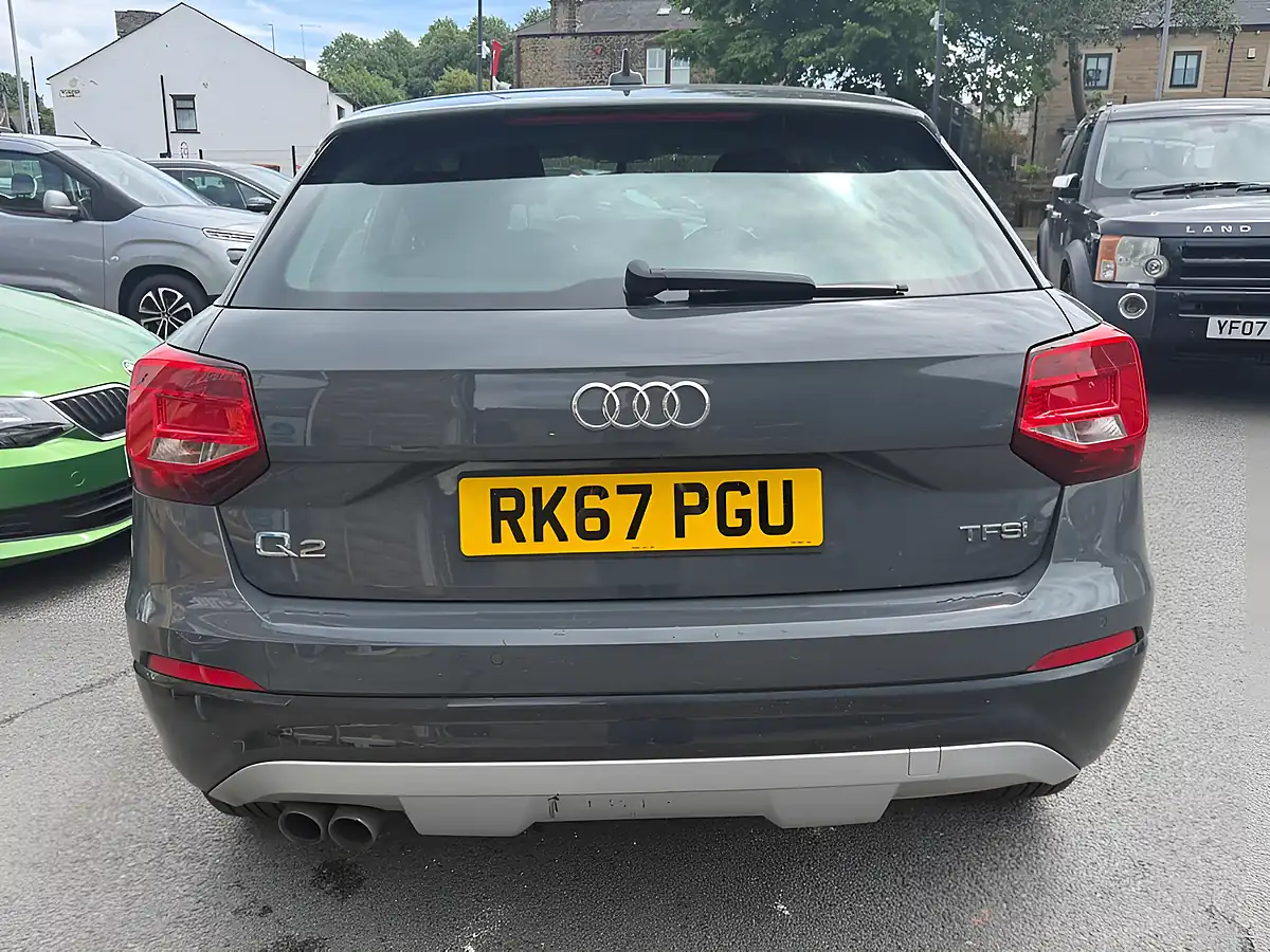 Used 2017 Audi Q2 Se Grey - Interior and Exterior details 4