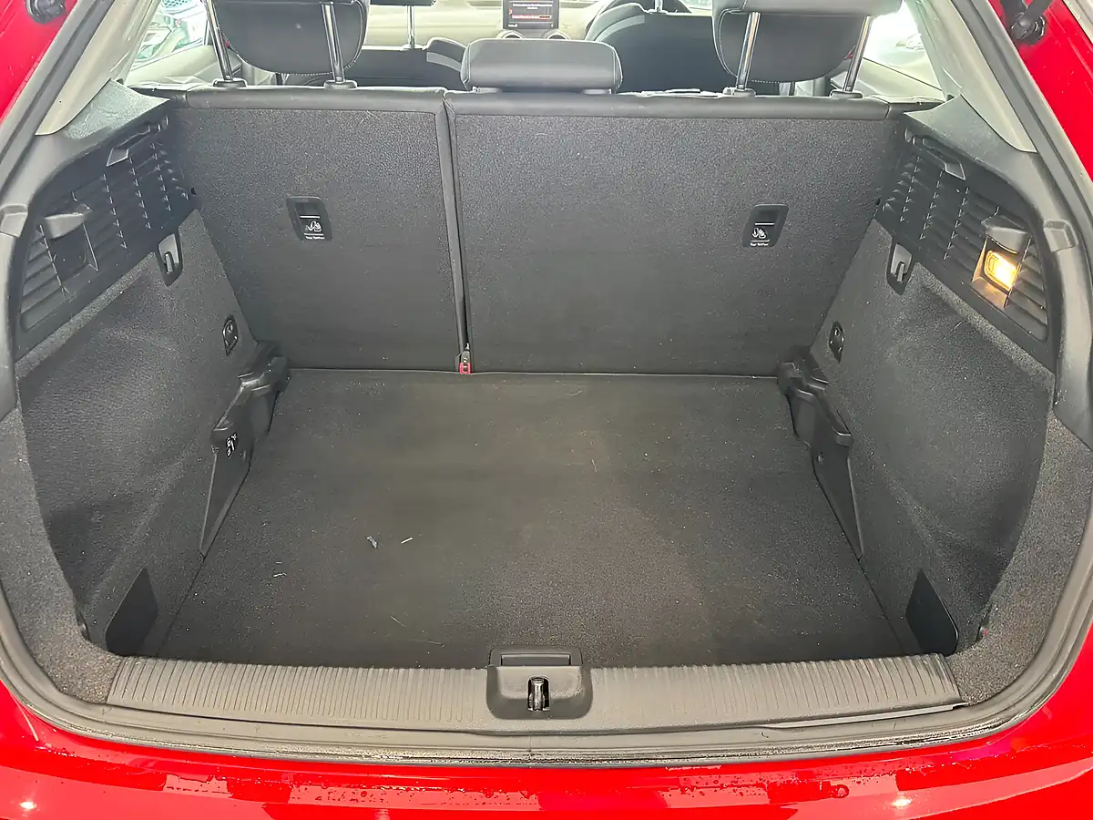 Used 2017 Audi Q2 Sport Red - Interior and Exterior details 10