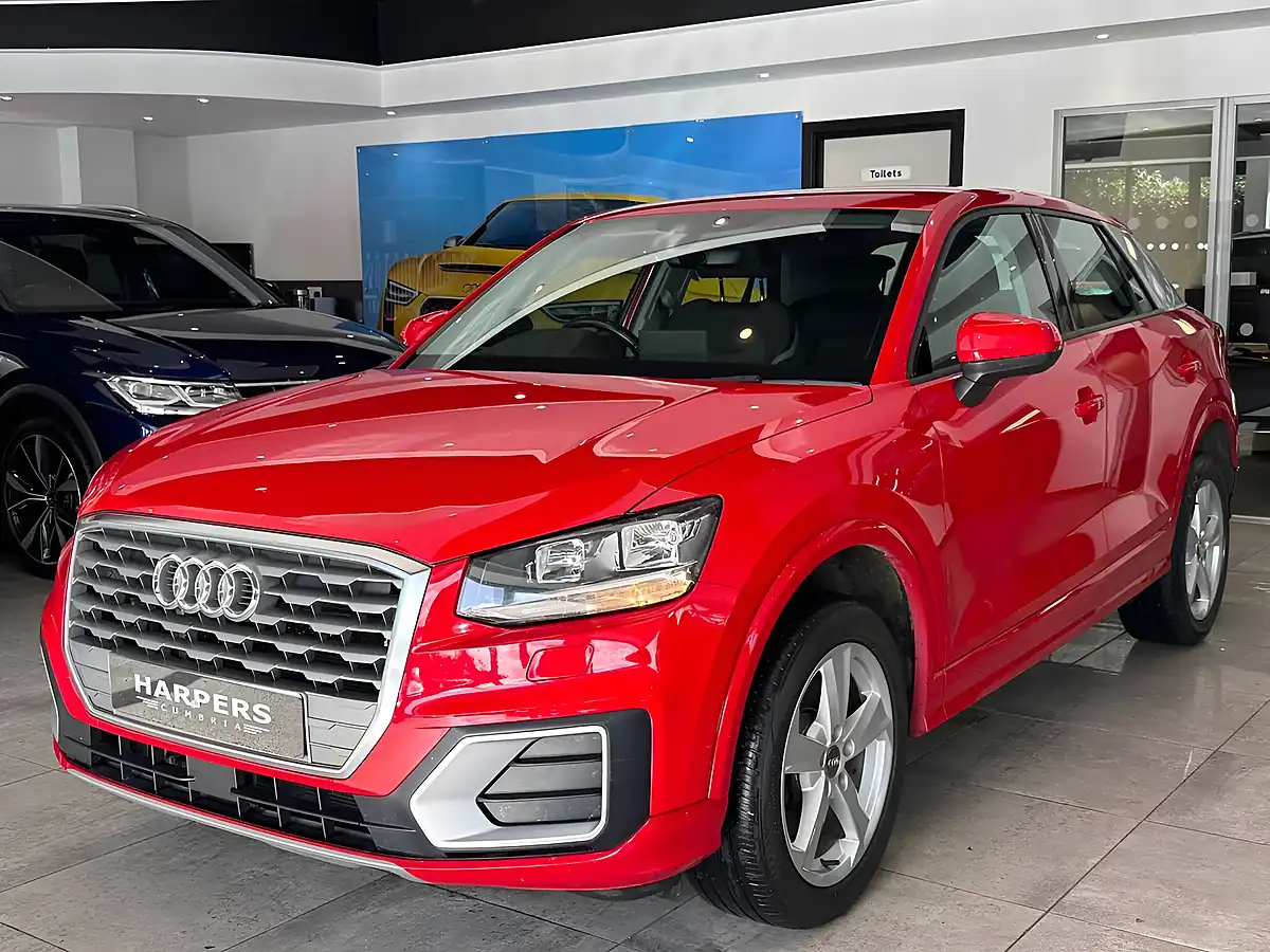 Used 2017 Audi Q2 Sport Red - Interior and Exterior details 3