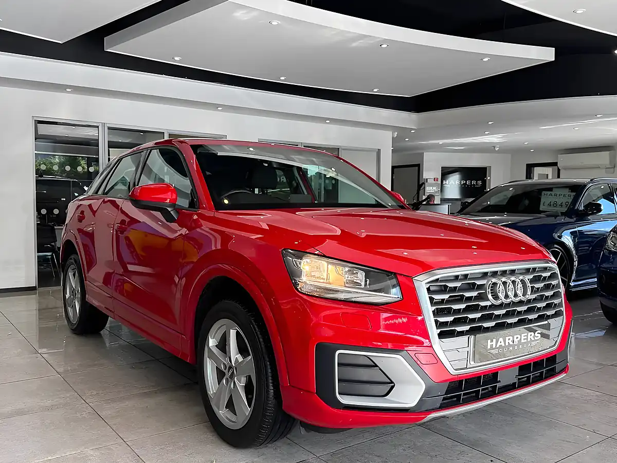 Used 2017 Audi Q2 Sport Red - Interior and Exterior details 5