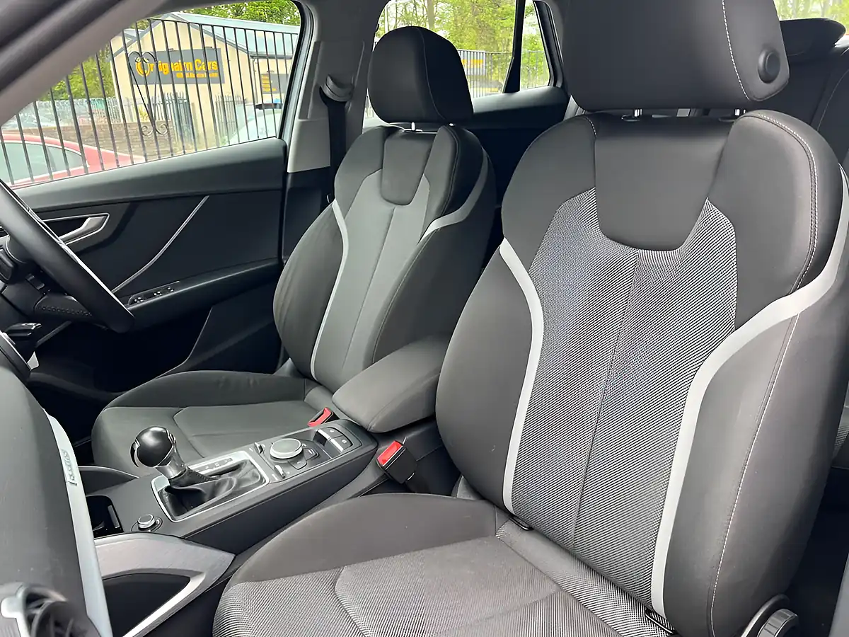 Used 2017 Audi Q2 Sport Silver - Interior and Exterior details 17