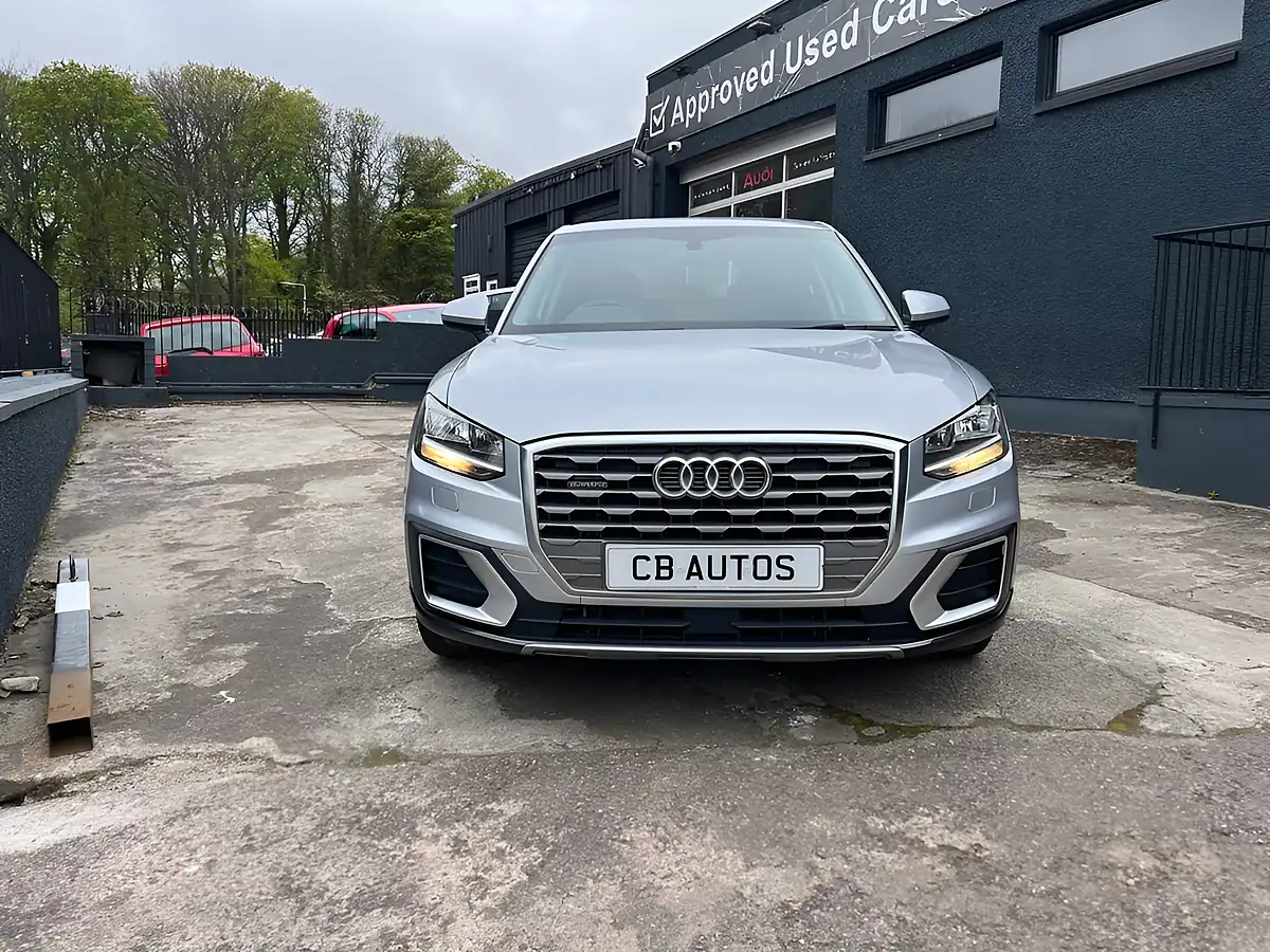 Used 2017 Audi Q2 Sport Silver - Interior and Exterior details 2