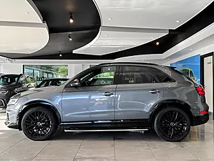 Used 2017 Audi Q3 Black Edition Grey - Interior and Exterior details 7