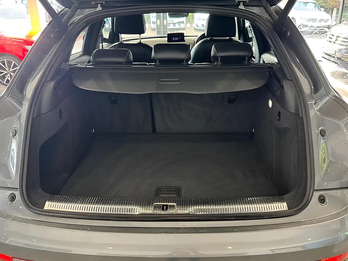 Used 2017 Audi Q3 Black Edition Grey - Interior and Exterior details 8