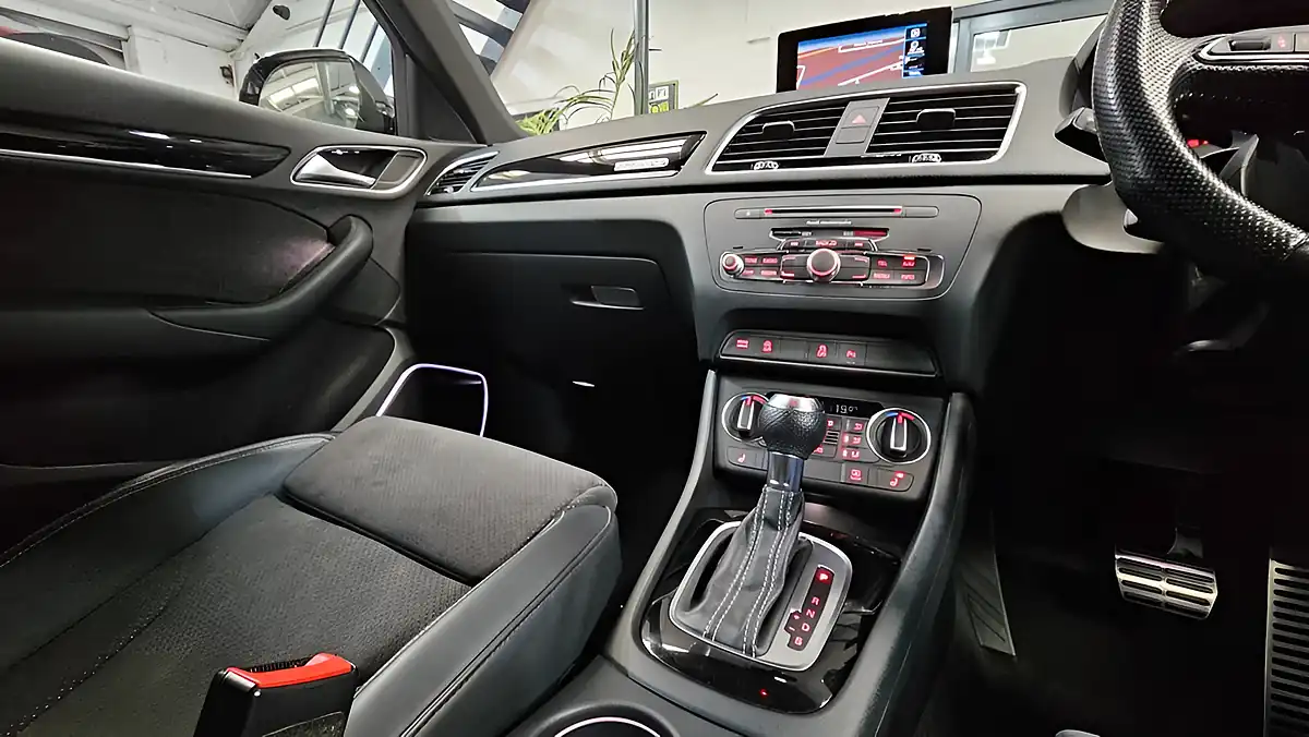Used 2017 Audi Q3 Black Edition Grey - Interior and Exterior details 14