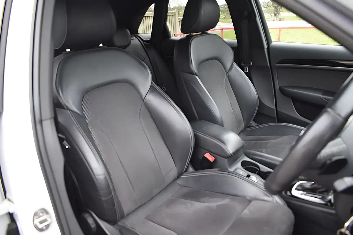 Used 2017 Audi Q3 Black Edition S Line Glacier White - Interior and Exterior details 10