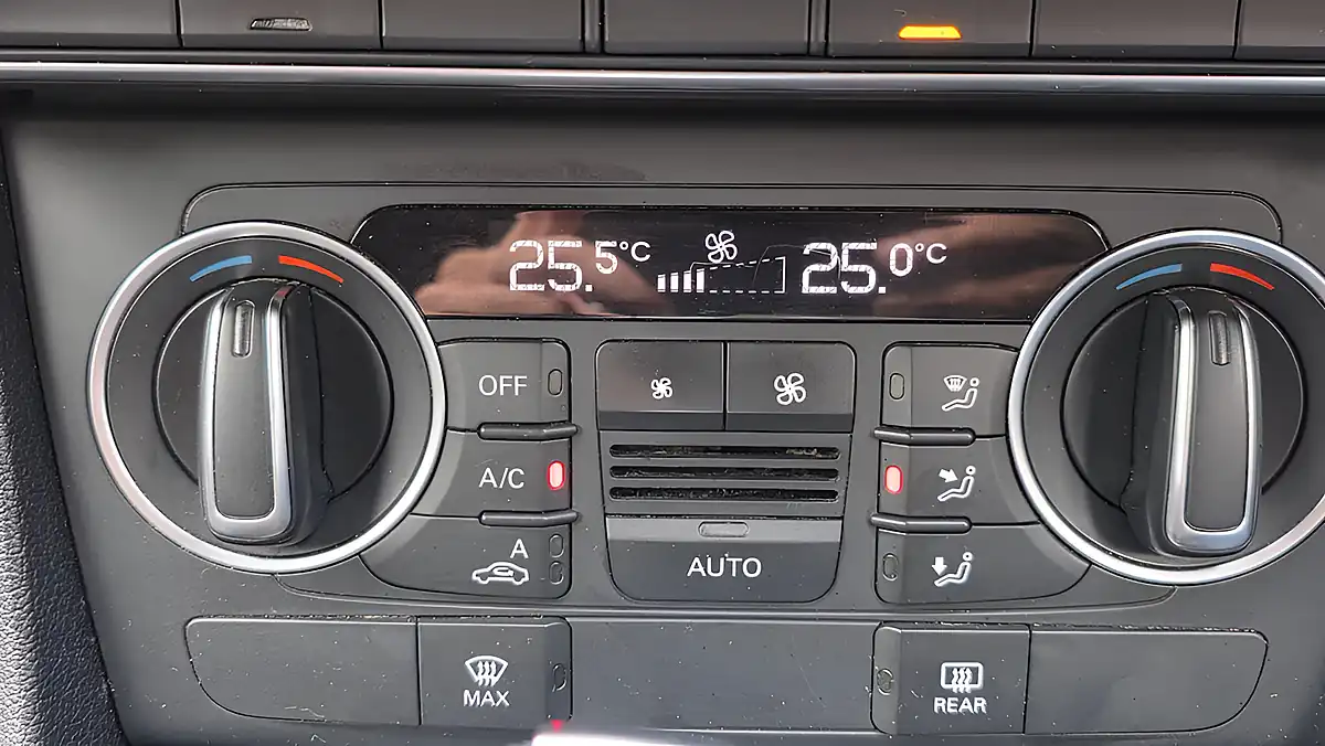 Used 2017 Audi Q3 Black Edition White - Interior and Exterior details 13