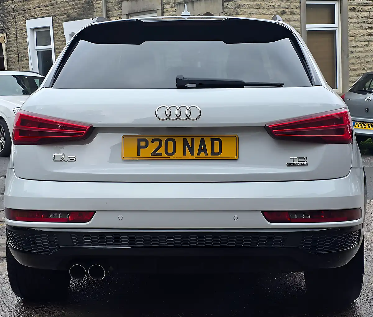 Used 2017 Audi Q3 Black Edition White - Interior and Exterior details 6