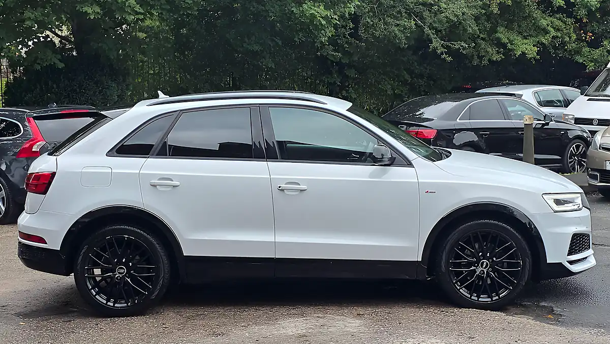 Used 2017 Audi Q3 Black Edition White - Interior and Exterior details 7