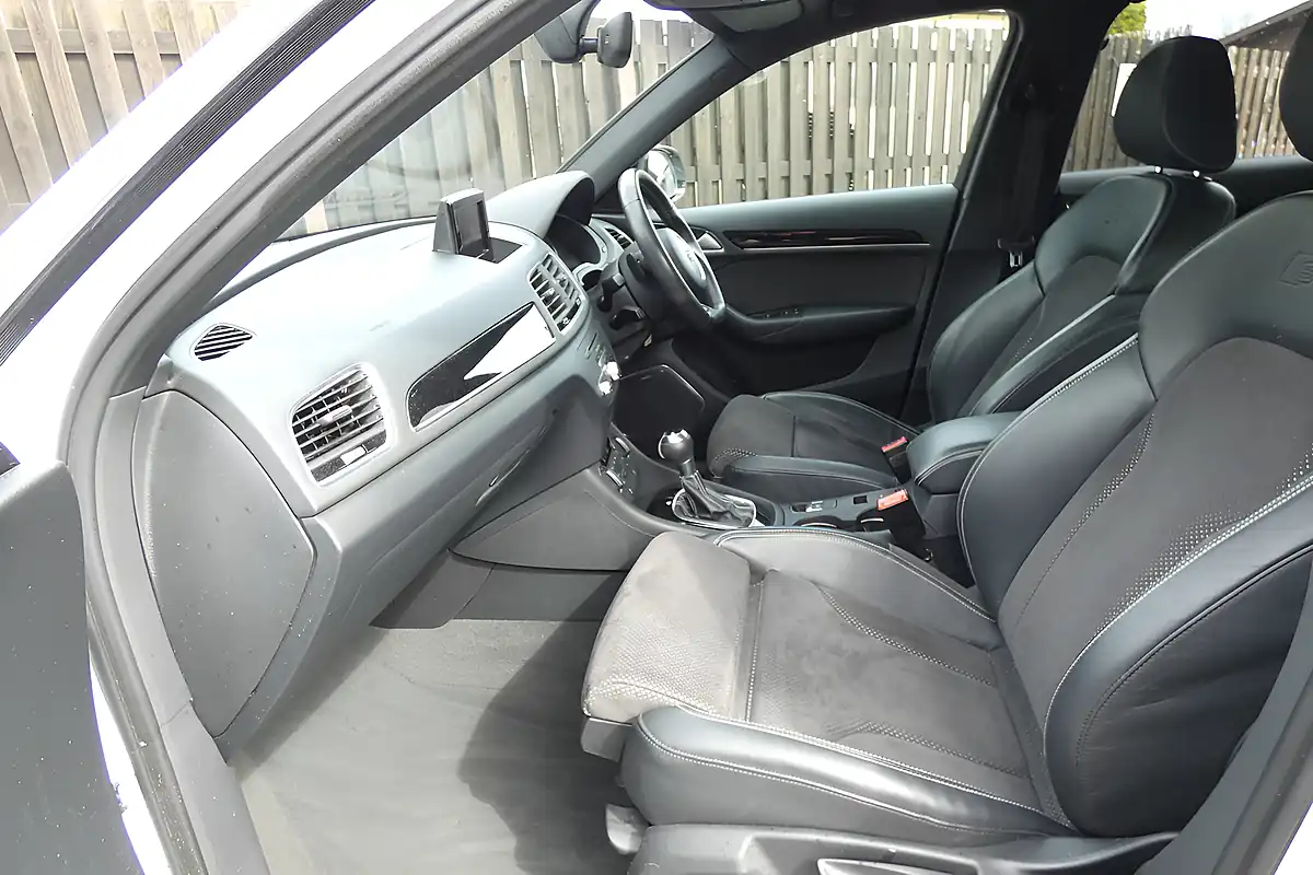 Used 2017 Audi Q3 Black Edition White - Interior and Exterior details 11