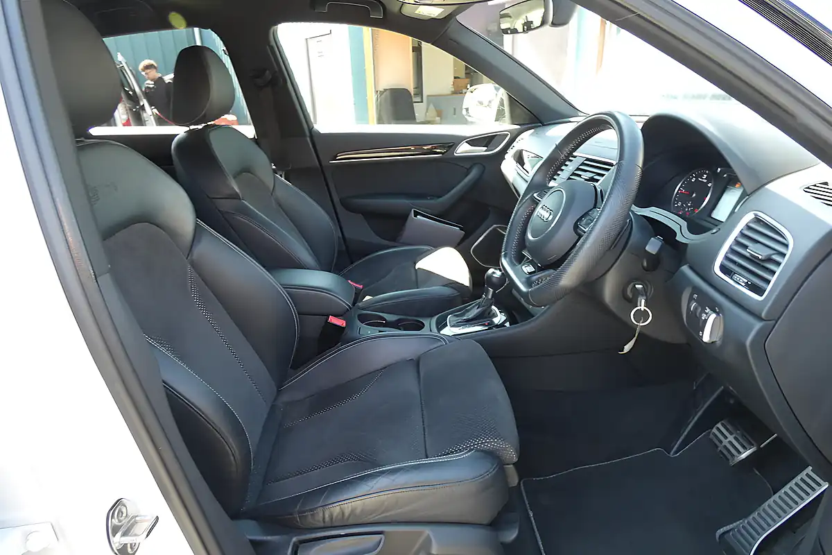 Used 2017 Audi Q3 Black Edition White - Interior and Exterior details 9