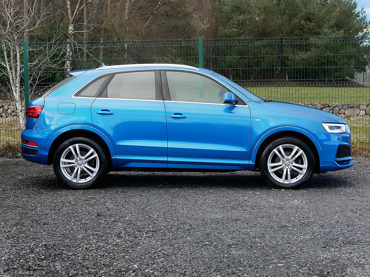 Used 2017 Audi Q3 S Line Edition Blue - Interior and Exterior details 5