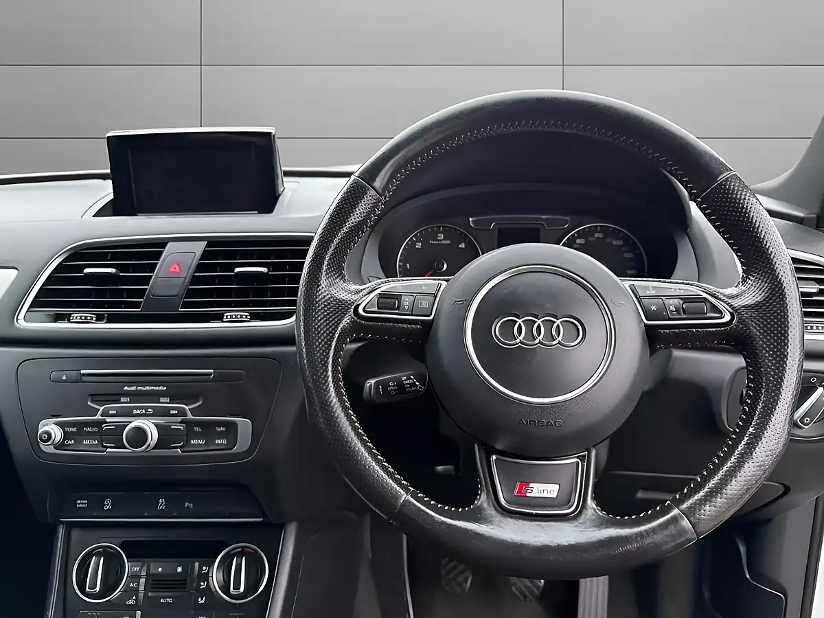 Used 2017 Audi Q3 S Line Plus White - Interior and Exterior details 10