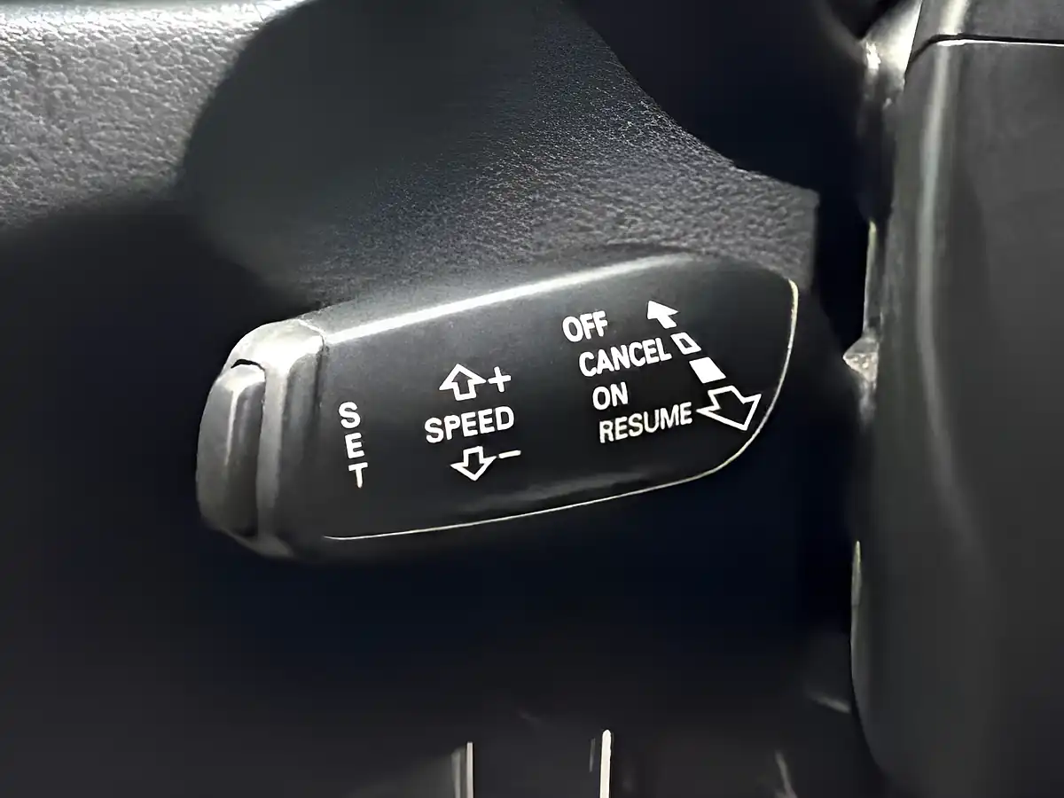 Used 2017 Audi Q3 S Line Plus White - Interior and Exterior details 16