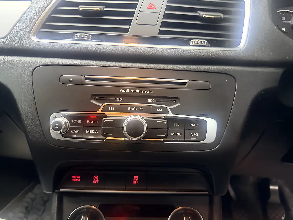 Used 2017 Audi Q3 Sport Blue - Interior and Exterior details 20