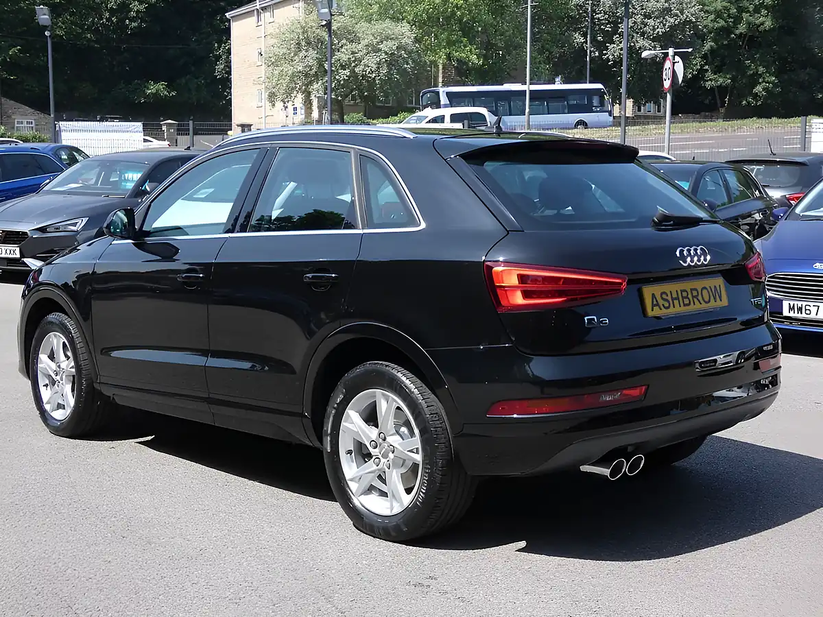 Used 2017 Audi Q3 Sport Mythos Black Metallic - Interior and Exterior details 10