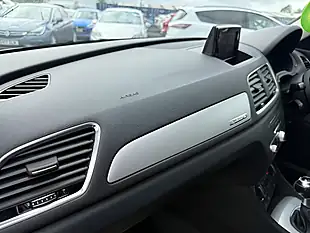 Used 2017 Audi Q3 Sport Silver - Interior and Exterior details 17