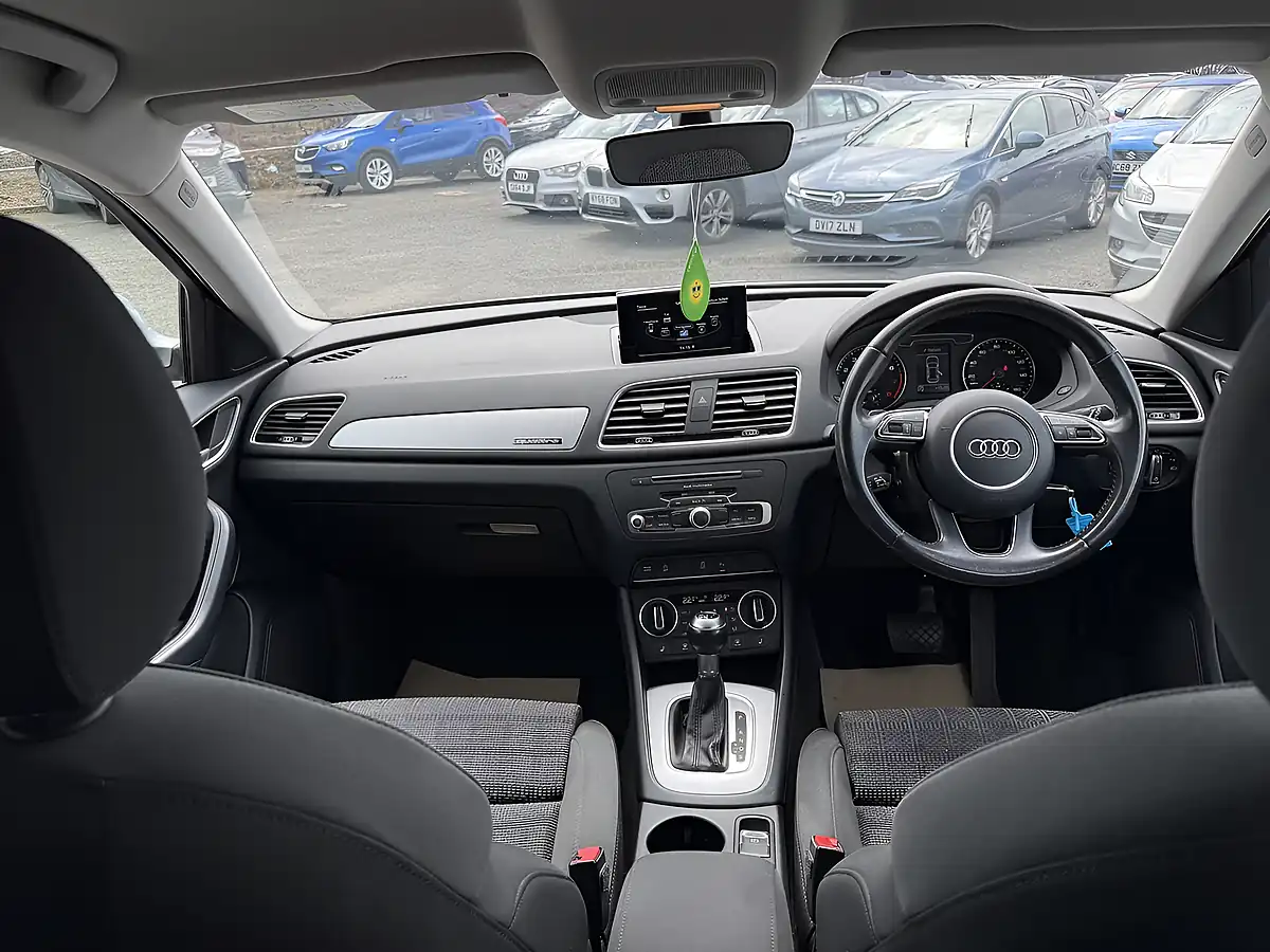 Used 2017 Audi Q3 Sport Silver - Interior and Exterior details 9
