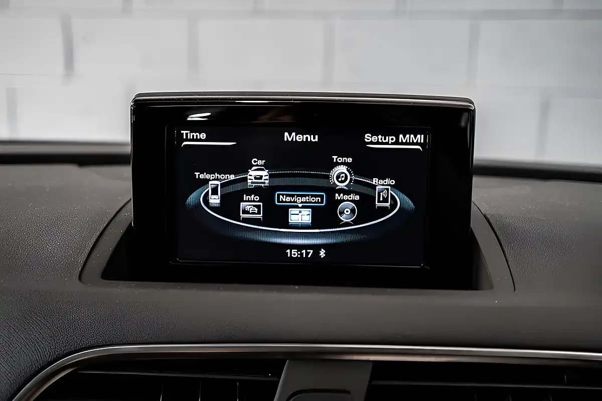Used 2017 Audi Q3 Sport Silver - Interior and Exterior details 15