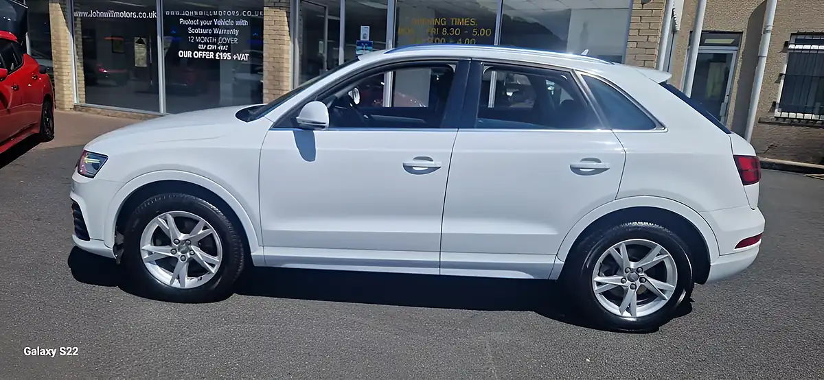 Used 2017 Audi Q3 Sport White - Interior and Exterior details 9