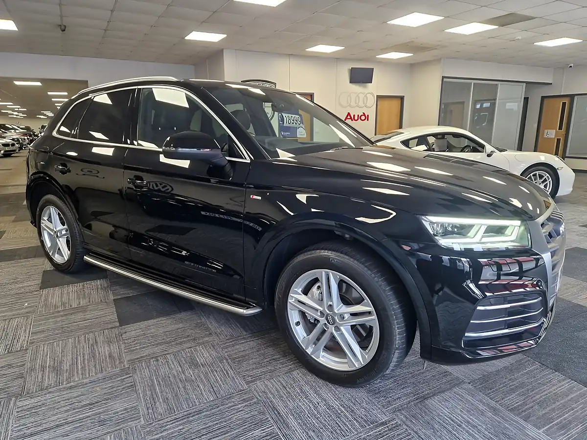 Used 2017 Audi Q5 S Line Black - Interior and Exterior details 2