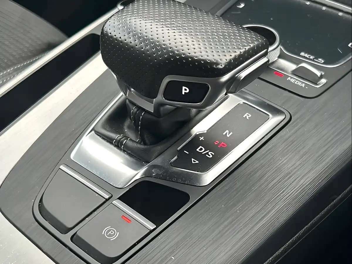 Used 2017 Audi Q5 S Line Black - Interior and Exterior details 14