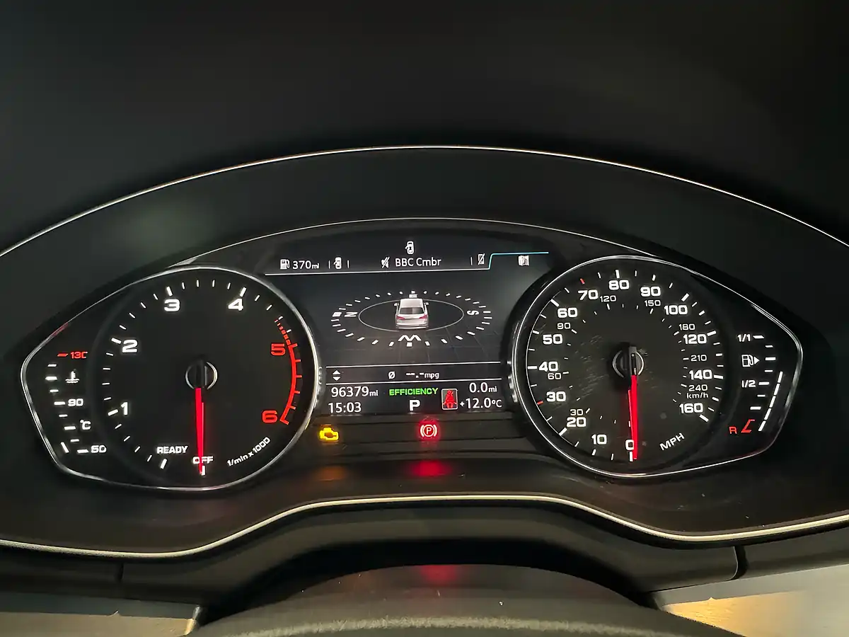 Used 2017 Audi Q5 S Line Blue - Interior and Exterior details 11