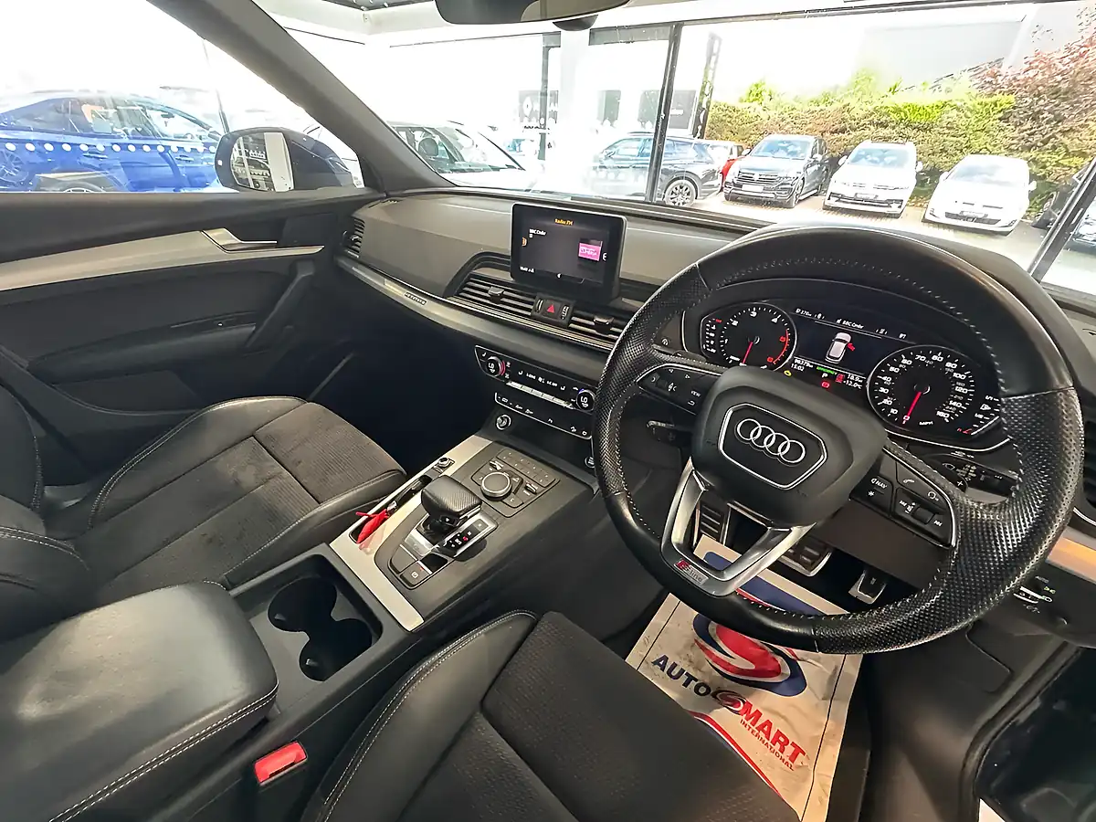 Used 2017 Audi Q5 S Line Blue - Interior and Exterior details 9