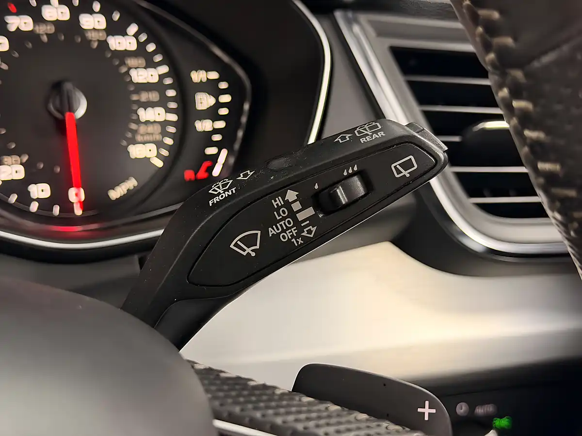 Used 2017 Audi Q5 S Line Daytona Grey - Interior and Exterior details 13